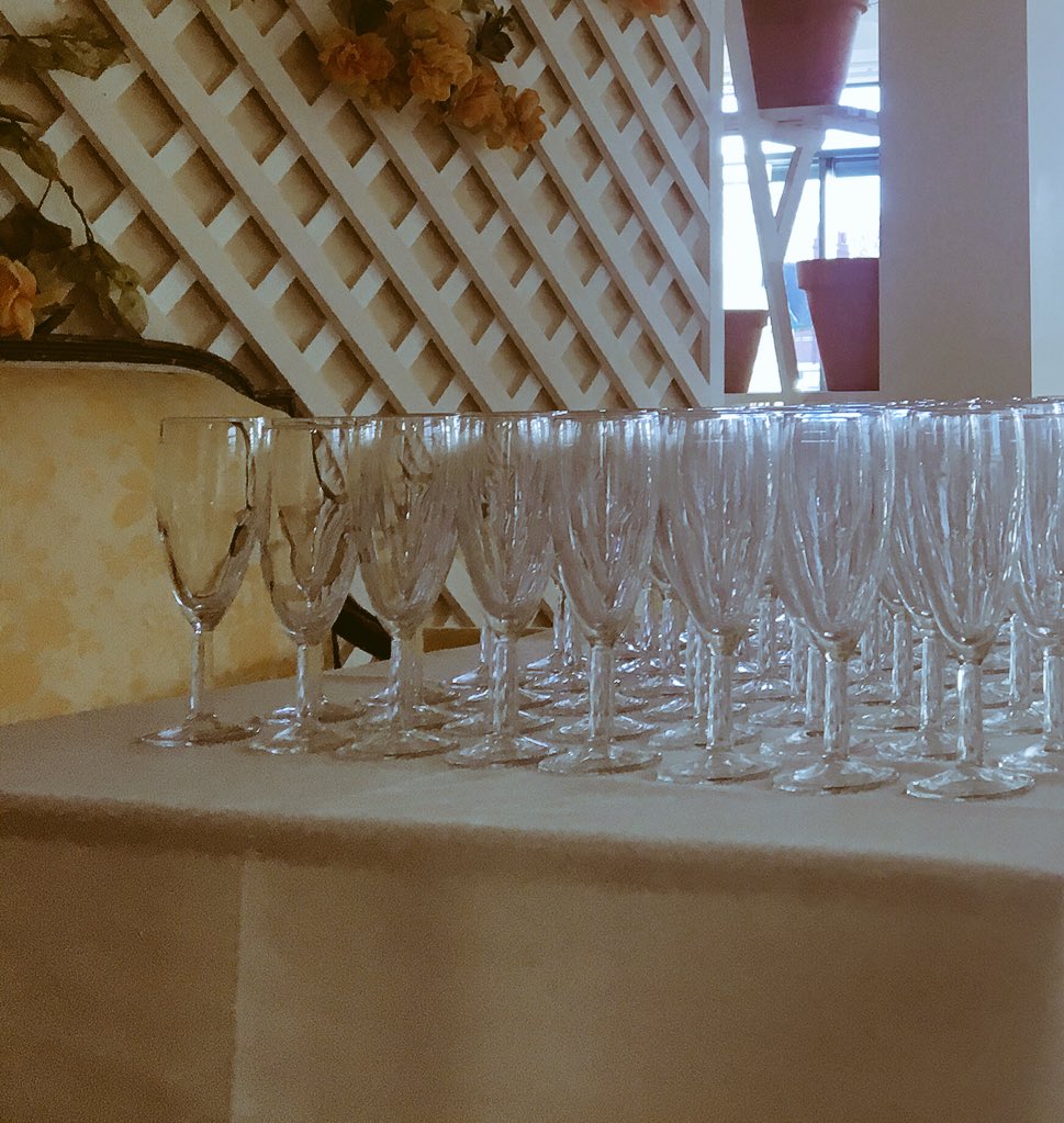 HfdLeftBank's tweet photo. Our monthly #wedding showcase takes place this Sunday 6th May

Come along between 11am-3pm to see what’s on offer and how we can make your special day extra special
💐🥂❤️💍

https://t.co/goAKGJI6b1

#engagement #engaged #marriage #couple #love #weddinginspo #weddinginspiration https://t.co/FOLbvFSaKX