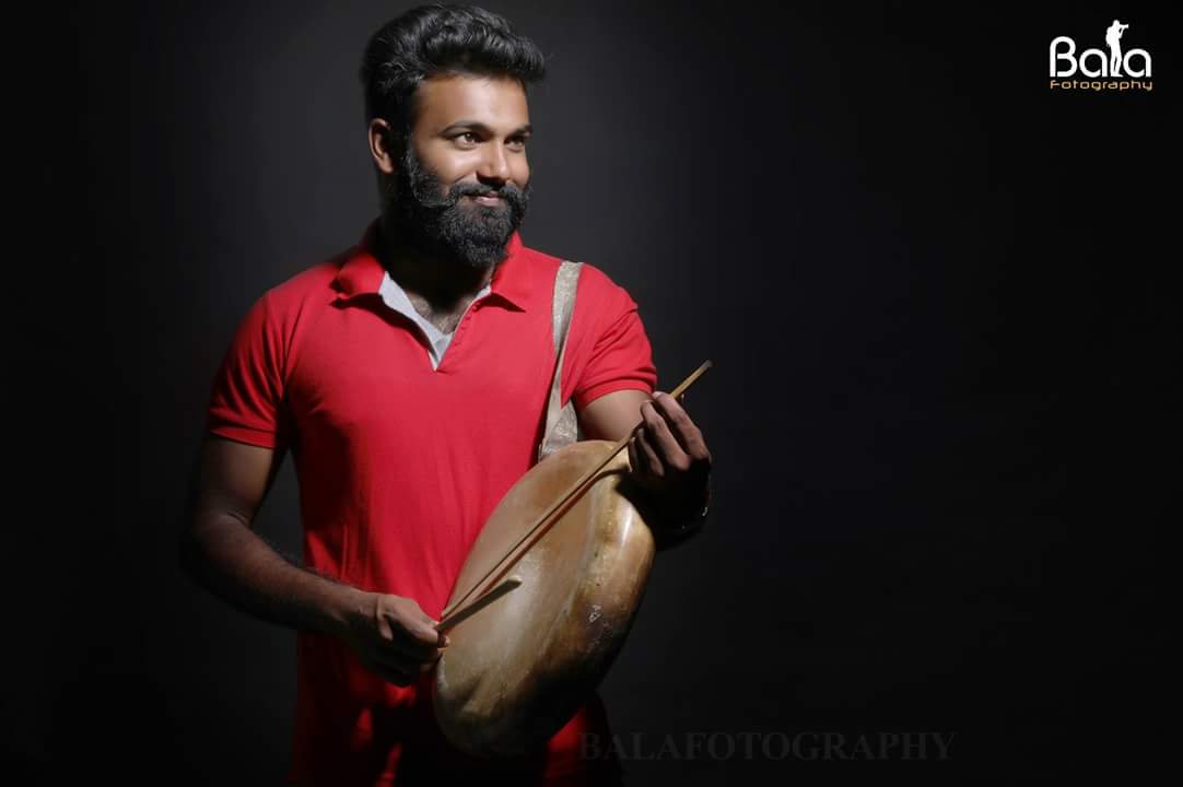 SakthiRavanan's tweet photo. பறையே விடுதலை..
இறுதிவரை இருக்கும் நம்பிக்கை..
https://t.co/bk2I179akR
#பறை #விடுதலை #paraimusic #sakthiparaiartist #parai #cbeparaitraining #balaphotography https://t.co/loI5b90mGz