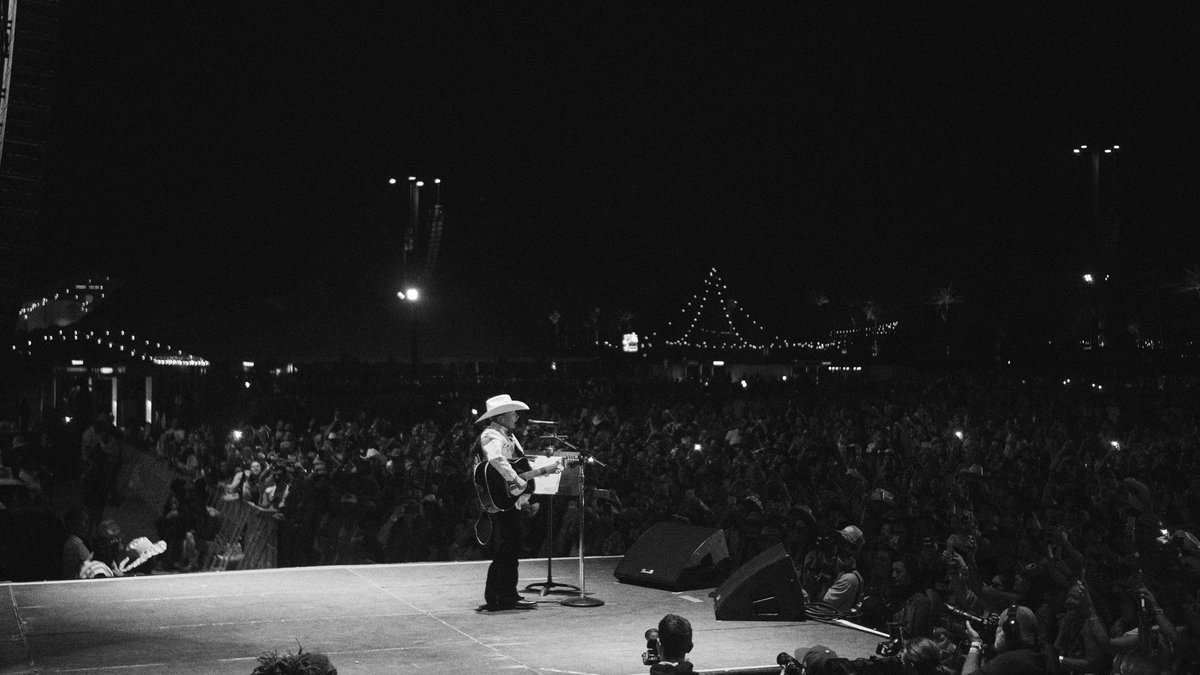 28 days ago I was yodeling inside my local walmart to 11 people. This past weekend I performed in front of 100,000 people at stagecoach. It’s amazing what can happen in just a month. Thanks to all my awesome fans.