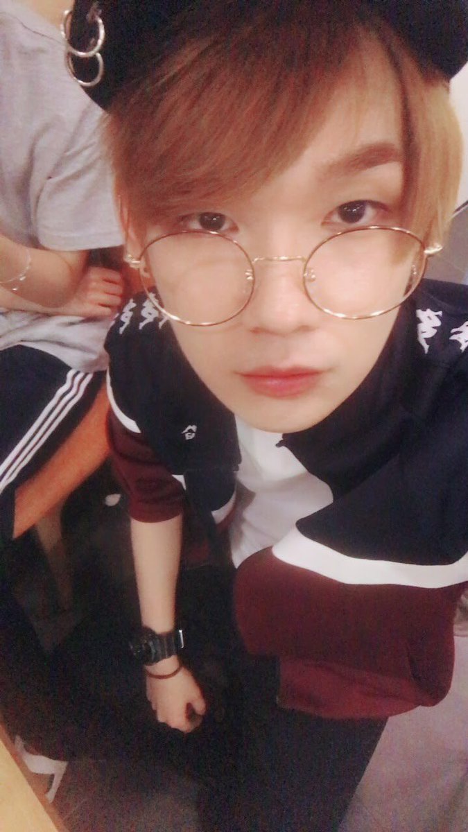 JBJFanpageES's tweet photo. 『 30•04•2018 』
   
  ◦ Twitter ➳ JBJtw787 ◦
   
  [#Kenta 🍓] Durante todos estos días fueron momentos felices gracias a Joyfuls ¡¡¡¡Mis Joyfuls estén saludables siempre y no olviden que los amo!!!!
 
 #JBJ #켄타 #TakadaKenta #타카다켄타 https://t.co/3HY7ACngBJ