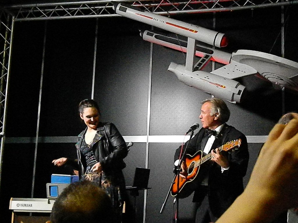 ImMici's tweet photo. #StarTrekRatPack @StarTrek_DST #MaxGrodenchik @jeffreycombs #EthanPhillips @cpmbiggs #VaughnArmstrong @marythechief What a great show! https://t.co/jF5m94uzqX
