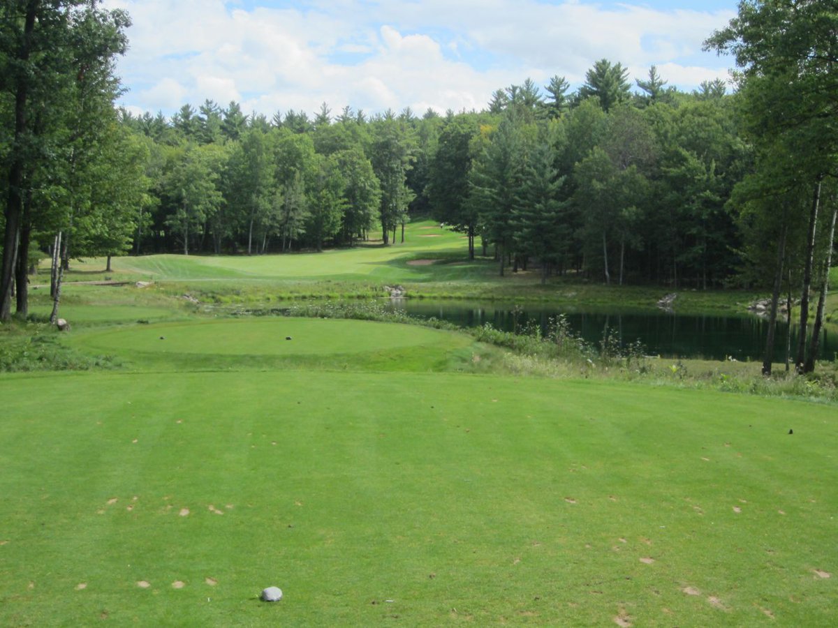 wiscogolfaddict's tweet image. My #51 favorite #golfcourse I've played: #TimberStone at @PineMtnResort in #IronMountain #Michigan. Combining some of the rugged, mountain-like golf of #Greywalls with the impeccable conditioning of @SweetgrassGolf, TStone rounds out the #PerfectFoursome (now fivesome) in the UP.