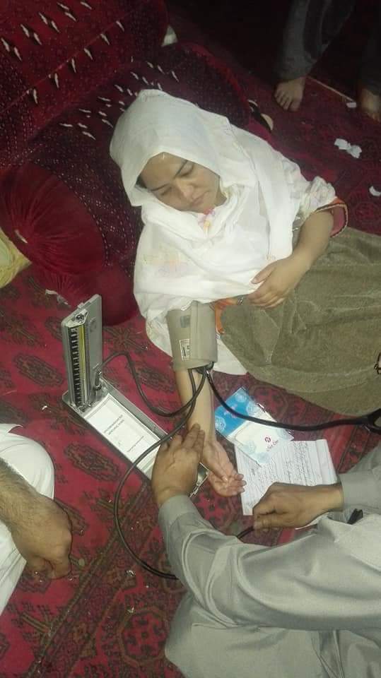HRKhoja's tweet photo. رات 12:45 #Hungerstriketilldeath کیمپ اپ ڈیٹ
جلیلہ حیدر (@Advjalila) کی طبیعت خراب ھونے پر ڈاکٹر سے ڈرپ لگوایا گیا
#HazaraGenocide
#ShiaHazaraGenocide
#PrayForJalilaHaider
@salmanhydr
@minerwatahir
@AWGoraya
@ismatshahjehan
@PashtunTM_Offi
@manzoorpashteen
@Aliwazirna41 https://t.co/qj0EIAm5eE