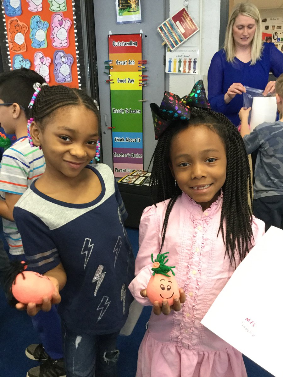 Holly Haseman tweet media