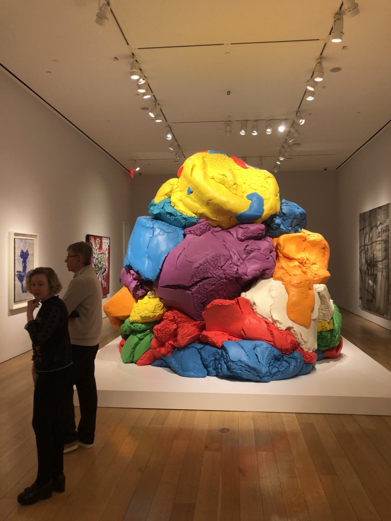 FRESCO_NETWORK's tweet photo. Jeff Koons.

https://t.co/2xXjNh8QiB

And like long-term investors in general, they had enough confidence in their art purchases that they followed a “buy and hold” strategy. 

https://t.co/i5fbNPrrOu

#Art https://t.co/fUjgH2VkR5