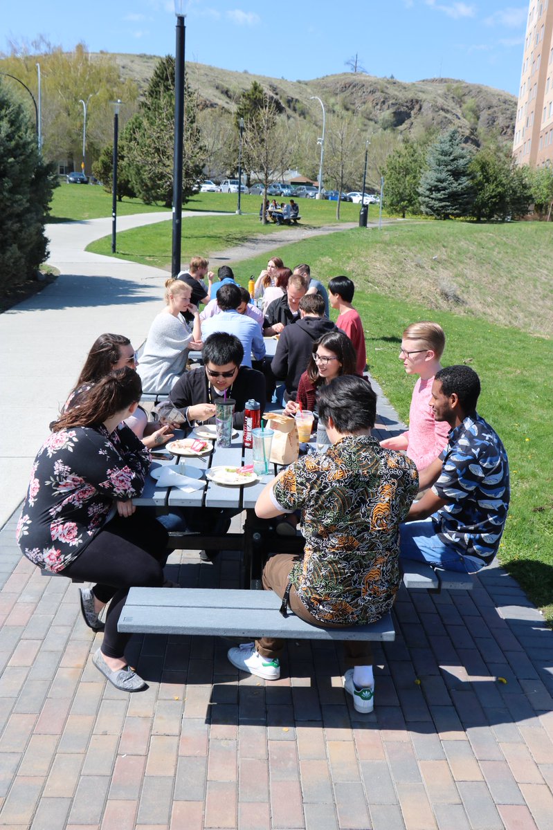 TRUSU15's tweet image. It’s an exciting time of year for us here at TRUSU. Over the next three days new members of the board and committees will be getting oriented to their new positions and starting planning for 2018/19! #mytru