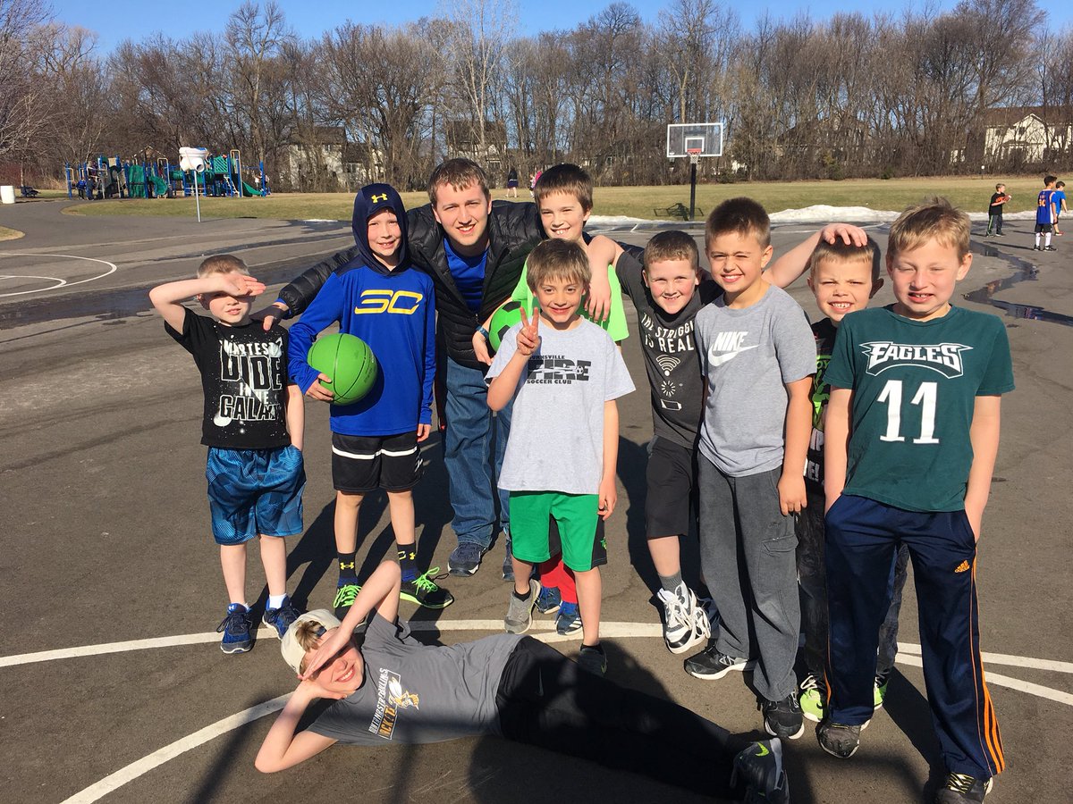 HBProjectKIDS's tweet photo. Loving this beautiful weather!! https://t.co/k8cws62GFu