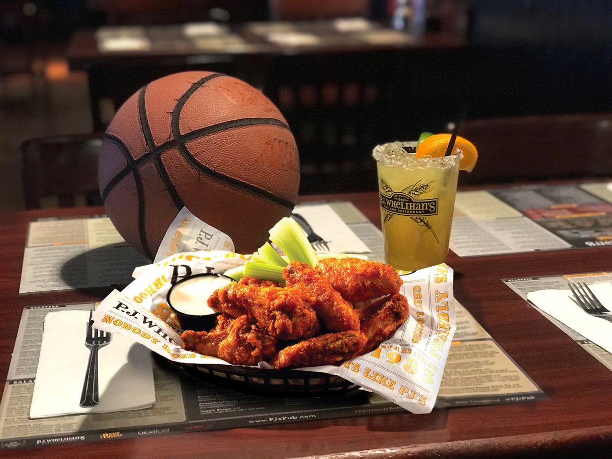 PJsPub's tweet photo. 🏀🍗 Round 2 starts tonight! Catch every basket (of wings🍗) with us at #PJWhelihans 🍻🏀 
#PJsGameday #TrustTheProcess https://t.co/94dtqzkQoU