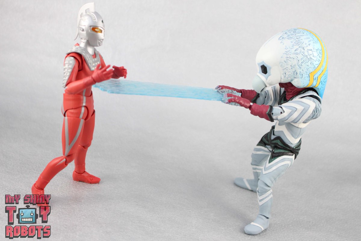 ShinyToyRobots_'s tweet photo. Begin the Seven Assassination Plan! Bandai's journey through Ultraseven continues with S.H. FIGUARTS ALIEN GUTS: https://t.co/BHM0pGAwT7 https://t.co/9WAGEbBGXc