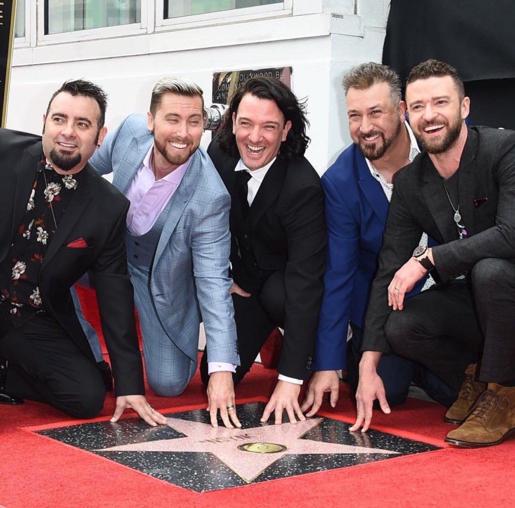 popticular's tweet image. El #DirtyPop de #Nsync los llevó lejos. Hoy, una de las #boybands más famosa de todos los tiempos reveló su estrella en el Paseo de la Fama de #Hollywood. 🤩 #HaceMinutos
