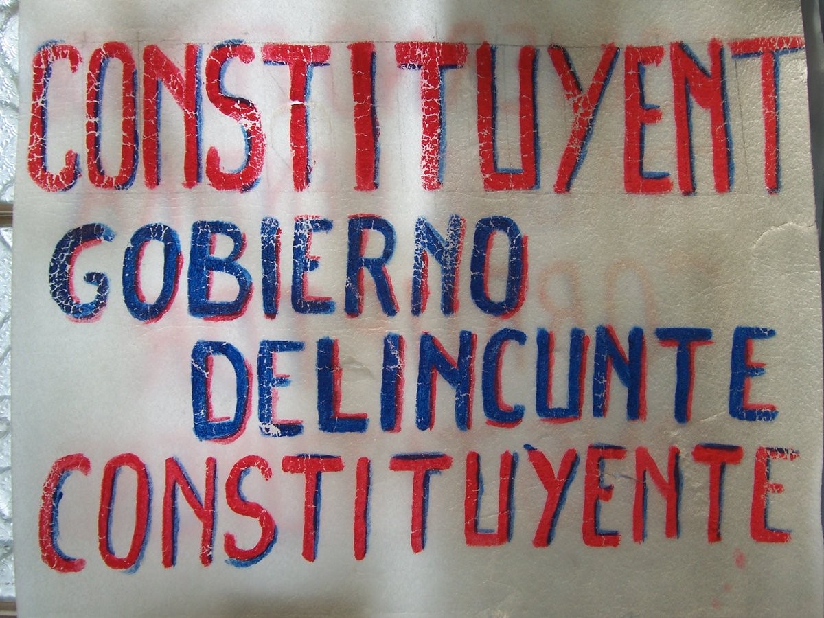 marcochambersv's tweet photo. MAÑANA ESTAREMOS CAMINADO LAS CALLES DE QUITO, ESTE MI LEMA. #gobiernodelincuenteconstituyente BASTA DE DELINCUENCIA DE ESTADO, BASTA DE LOS MISMOS, #PROAMORAECUADOR QUE moreno SE VAYA JUNTO CON SU EQUIPO DE MAFIOSOS CERDOS, MAÑANA https://t.co/1HG4mhFBlC