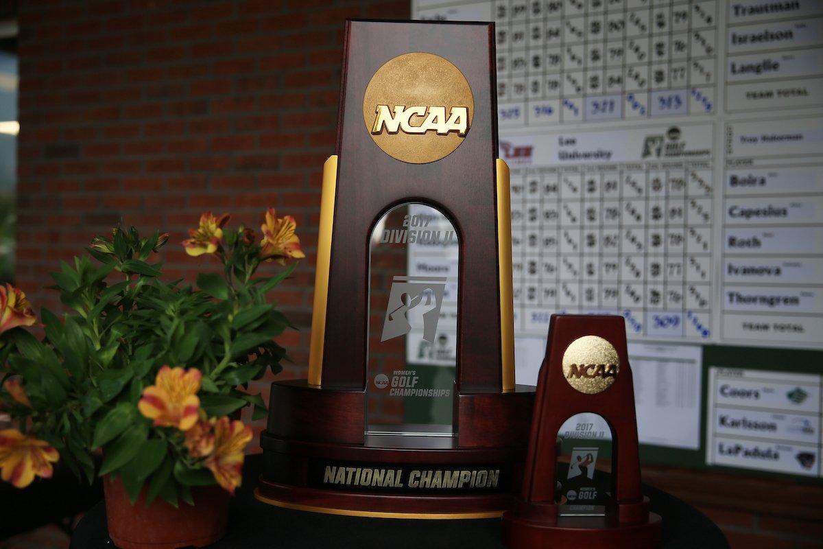 NCAADII's tweet image. ⛳️ THIS JUST IN ⛳️: The field for the Women's #D2Golf Championships is set. Here are the teams and individuals that will compete in super region play: on.ncaa.com/0430wgolf! #MakeItYours