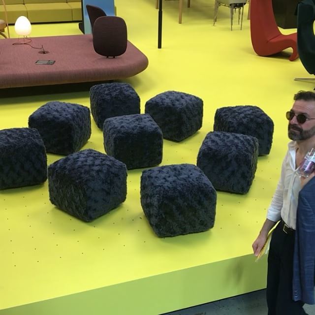 levinchin's tweet photo. Milan Design Week 2018: Self-driving Ottomans at the Vitra showroom at La Pelota.
#salonedelmobile #salonedelmobile2018 #isaloni2018 #levinchintrendscout #milandesignweek2018 #milandesignweek #milanogram2018 #mdw18 #bestofmilandesign
#fuorisalone #fuorisalone2018 #industrial… https://t.co/fzqPpuoIEj