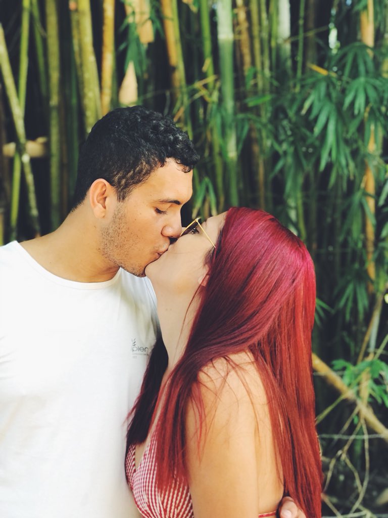 eusassa_'s tweet photo. Eu só sei te amar ❤️❤️ https://t.co/iNlKRtieAk