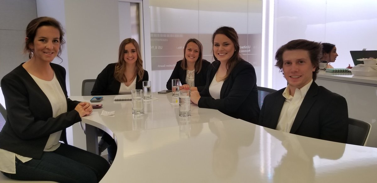 UCM_PR_Program's tweet photo. @UCM_PR_Program campaigns students are excited to present their campaign ideas to @Sprint at the its campus in Overland Park. #UCMPR #Sprint #FuturePRPros https://t.co/iBRiBqYXea