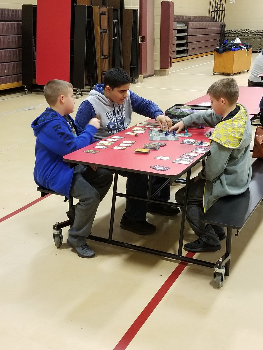 jamesburgpta's tweet photo. Had a blast kicking off tech free week with a family game night!!! #jfkisredhot #techfreeweek https://t.co/hlImh7Ozwb