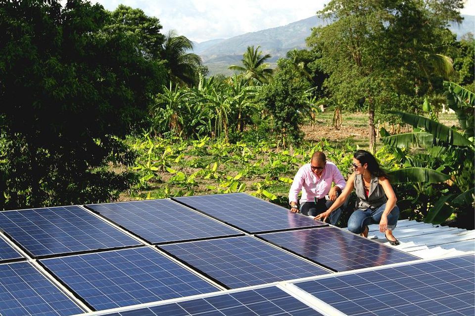 jennykassan's tweet photo. Force for Good Fund Investee @10Pwr featured in Forbes: Solar Startup Brings Renewable Energy To Haitian Businesses https://t.co/aA0MNHjXaO
#ForceForGoodFund #impinv #socent #womenowned #Haiti #cleantech #RenewableEnergy #jobs https://t.co/905cL1AeGC