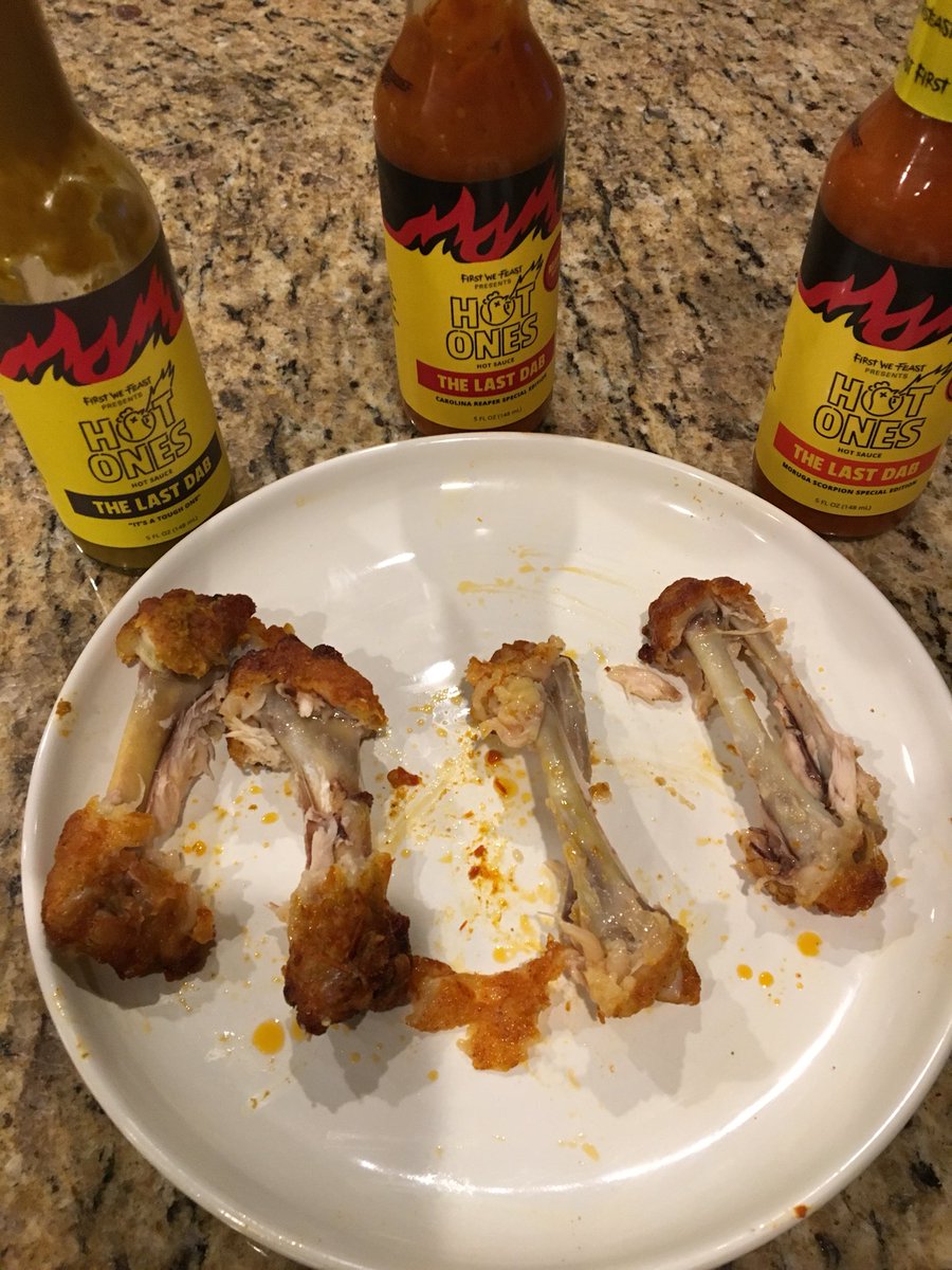 MikeThinksAloud's tweet photo. Hey @firstwefeast is #TripleDab one of each or one with all 3? Either way 👍 i got it covered. https://t.co/MtBW9OL5YJ