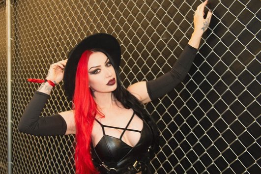 nydbrasil's tweet photo. The queen 🔥💟 @Ash_Costello @NYDrock https://t.co/wqYZVTnehQ