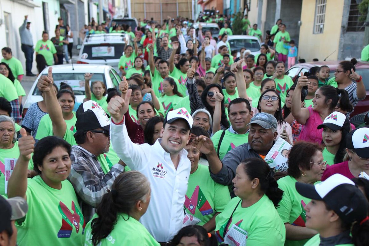 manolojim's tweet photo. Día 2. ¡Si Dios y la Gente con nosotros... Quien contra nosotros! Seguimos en esta causa junto a miles de saltillenses construyendo un gran proyecto por Saltillo. ¡Llevemos a nuestro municipio al siguiente nivel! #SigamosJuntos https://t.co/9Vk8Lb5Rw2