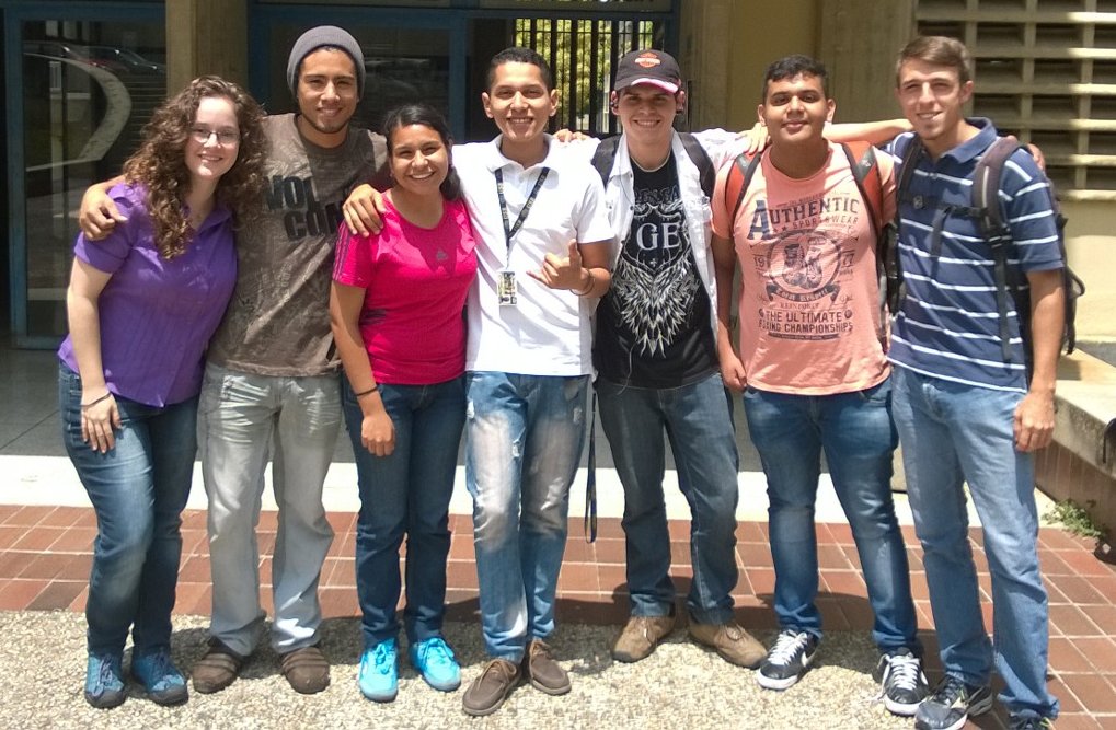 clubaudio_usb's tweet image. ¿Qué tal comenzó tu trimestre? Recuerda: nuevo trimestre, nuevas metas, nuevas oportunidades ¡Anímate! ¡FELIZ INICIO DE TRIMESTRE! 🎉📚

Atento a nuestras redes sociales, ¡este trimestre te traeremos excelentes actividades! ¡NO TE LAS PIERDAS! 🎧👍😎 #USBve