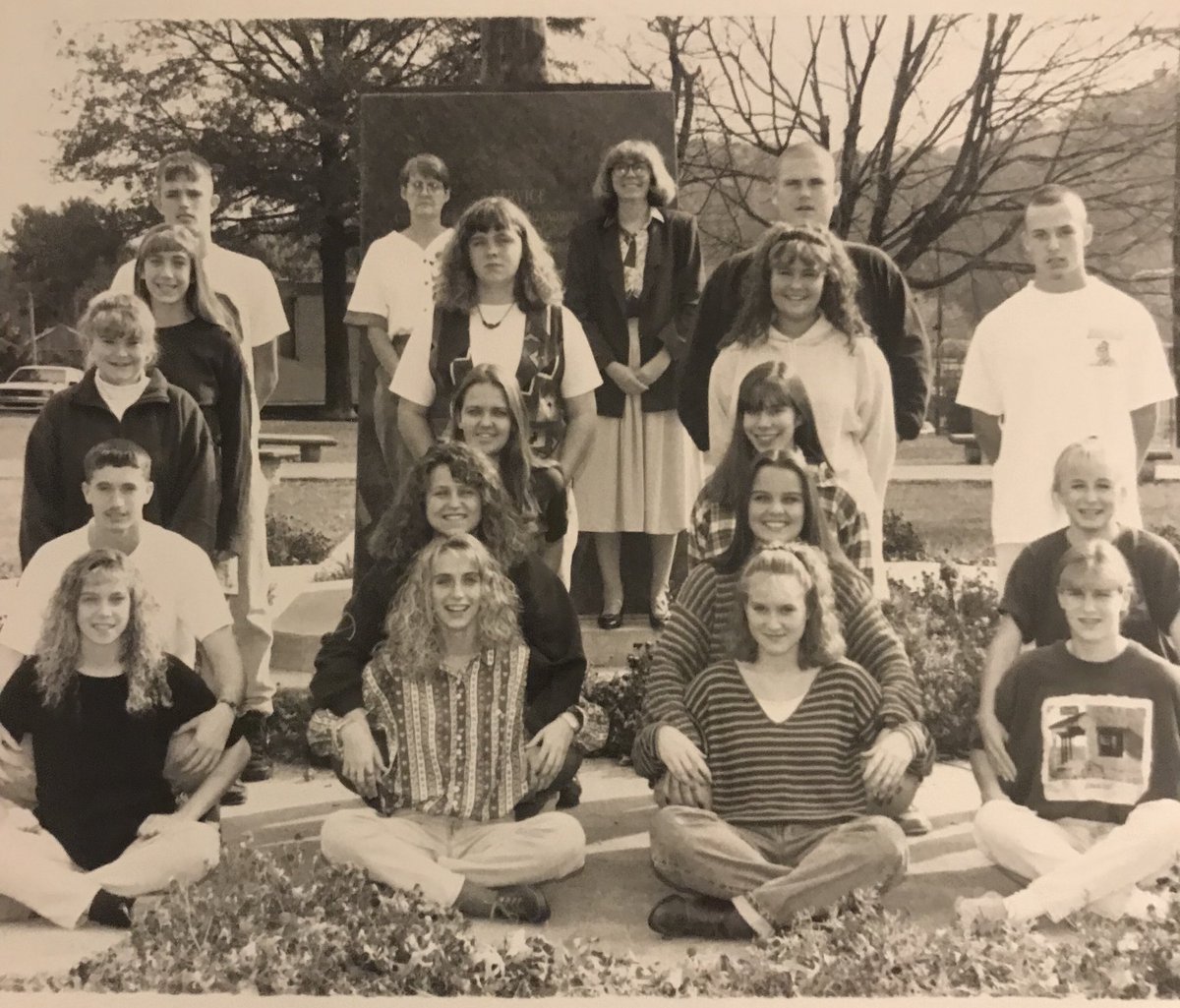 Student Council Officers...let’s recreate this classic from my sophomore year of HS!! 
This was my SGA in 1994-95!! 
💙💛#HamlinBobcats 💛💙
<a href="/UHS2018SENIORS/">CLASS OF 2018</a> @2019Titans <a href="/UHSCLASSOF2020/">UHS Class Of 2020</a> <a href="/UHSClassof2021/">UHS Class of 2021</a>