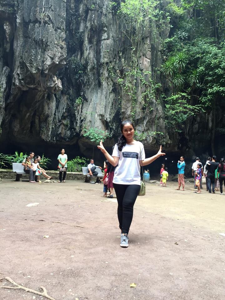 LinnaTC's tweet image. Nice view Mountain cave of Kampong Trach resort at Kampot. #cambodia