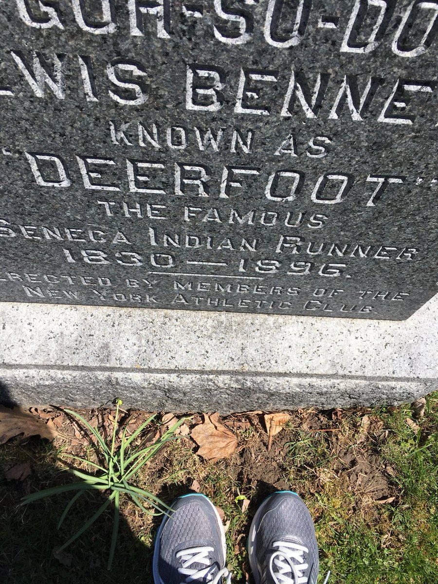 JessSea29's tweet photo. Last long run of #ubsteps18 I stopped at Deerfoot’s gravestone to pay my running respects. https://t.co/qtyTzvCFo4