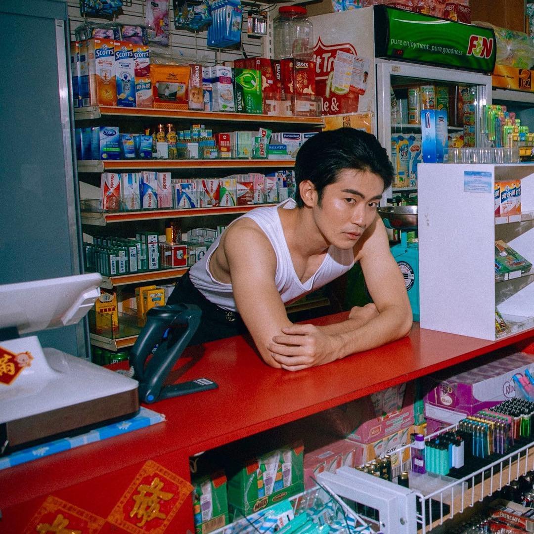 BasicModels's tweet image. My mama shop uncle is more handsome than yours.
---
Model: Mathew (@mathewchongkc)
Photography: @jaydenation 
Assist: @unrulymisfit 
Styling: @ahkoooo 
Hair &amp;amp; makeup: @ivyimogenmua