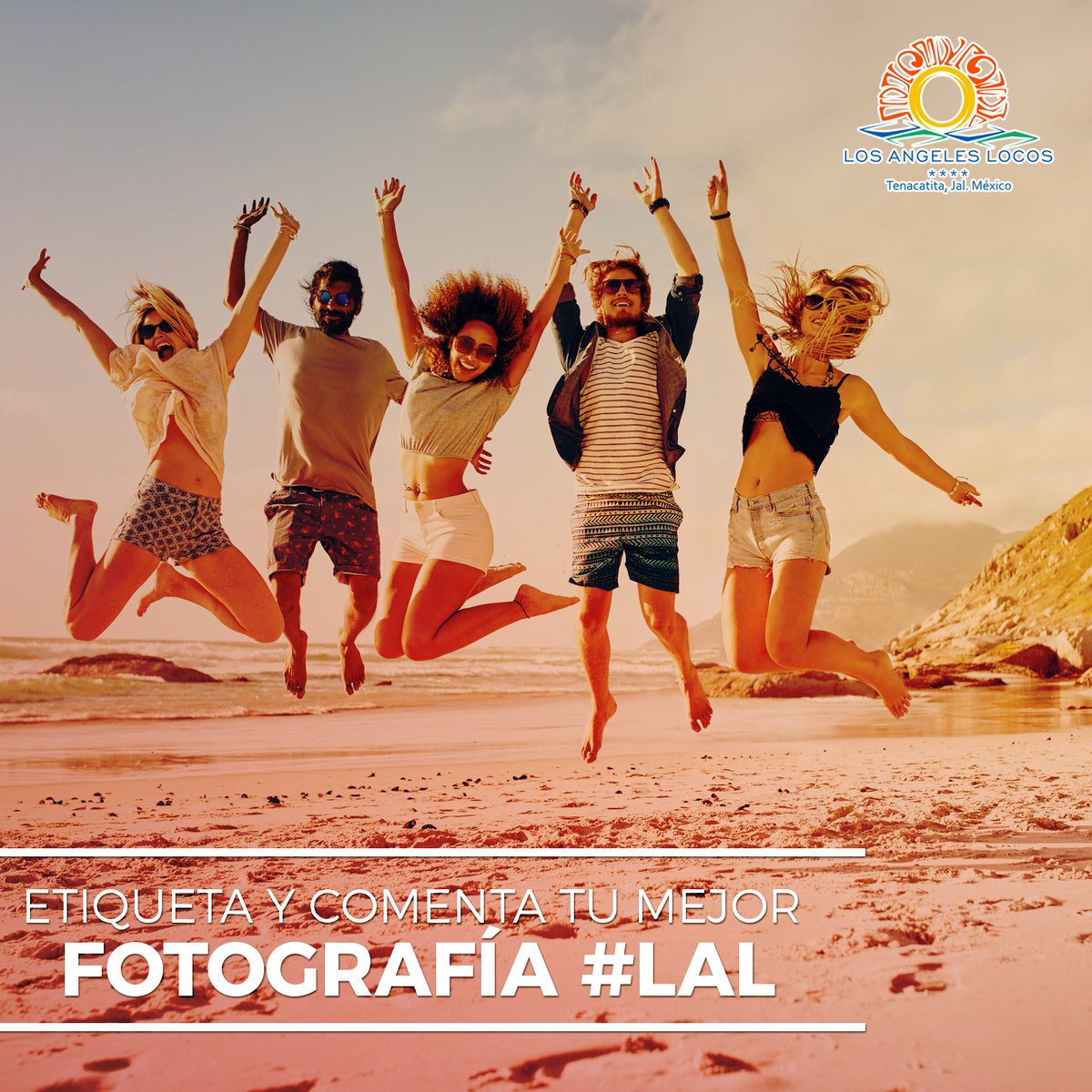 LosAngelesLocos's tweet photo. Etiqueta a esas personas con las que tomarías una fotografía así en #LAL, y si ya tomaste la foto compártenosla en los comentarios. https://t.co/QnB6nEaxEk