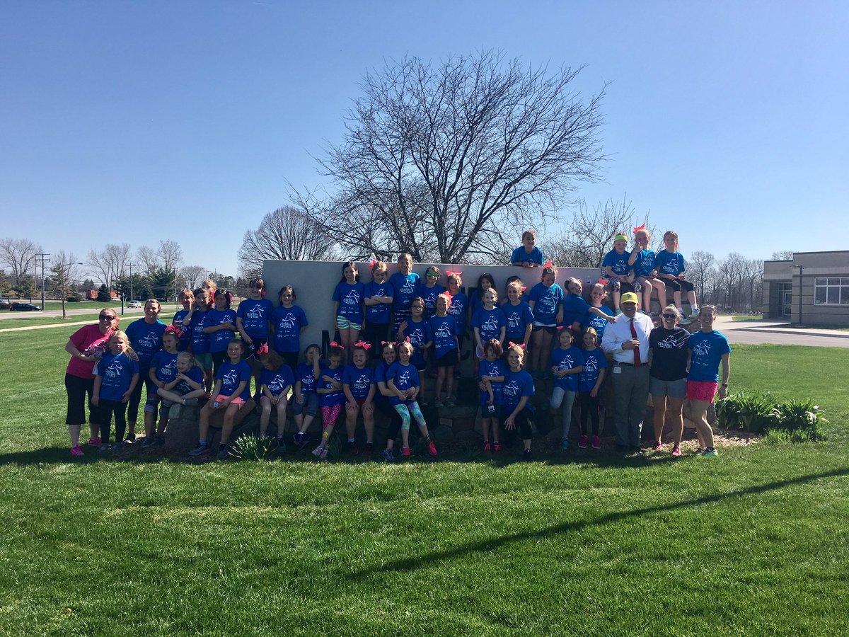 Proud of our #GOTR crew! Mock 5k Day! <a href="/GOTRofPR/">GOTR of Pleasant Ridge</a> #PRPride @MsLisecki_PR <a href="/MissOMusic17/">Emily Ouellette</a> <a href="/SartoriSSW/">Amber Sartori</a> <a href="/Conninator/">kconn</a>☀️Thx for saying hi @SASMiddle!