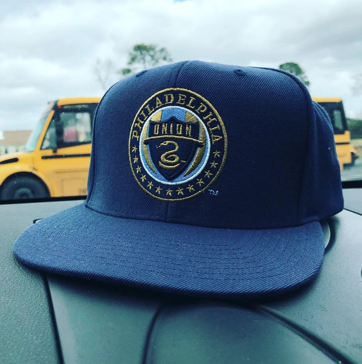 wearecapbeast's tweet image. When you love custom shoes, you gotta get a custom hat too. The design on this one is pure fiyaaaah! 🔥🔥🔥 Thanks for the shout out, @bluechipjunkie. 📷 #CapBeast #CapBeastMode #HipHop #Sneakers #Kicks #Philadelphia #Streetwear