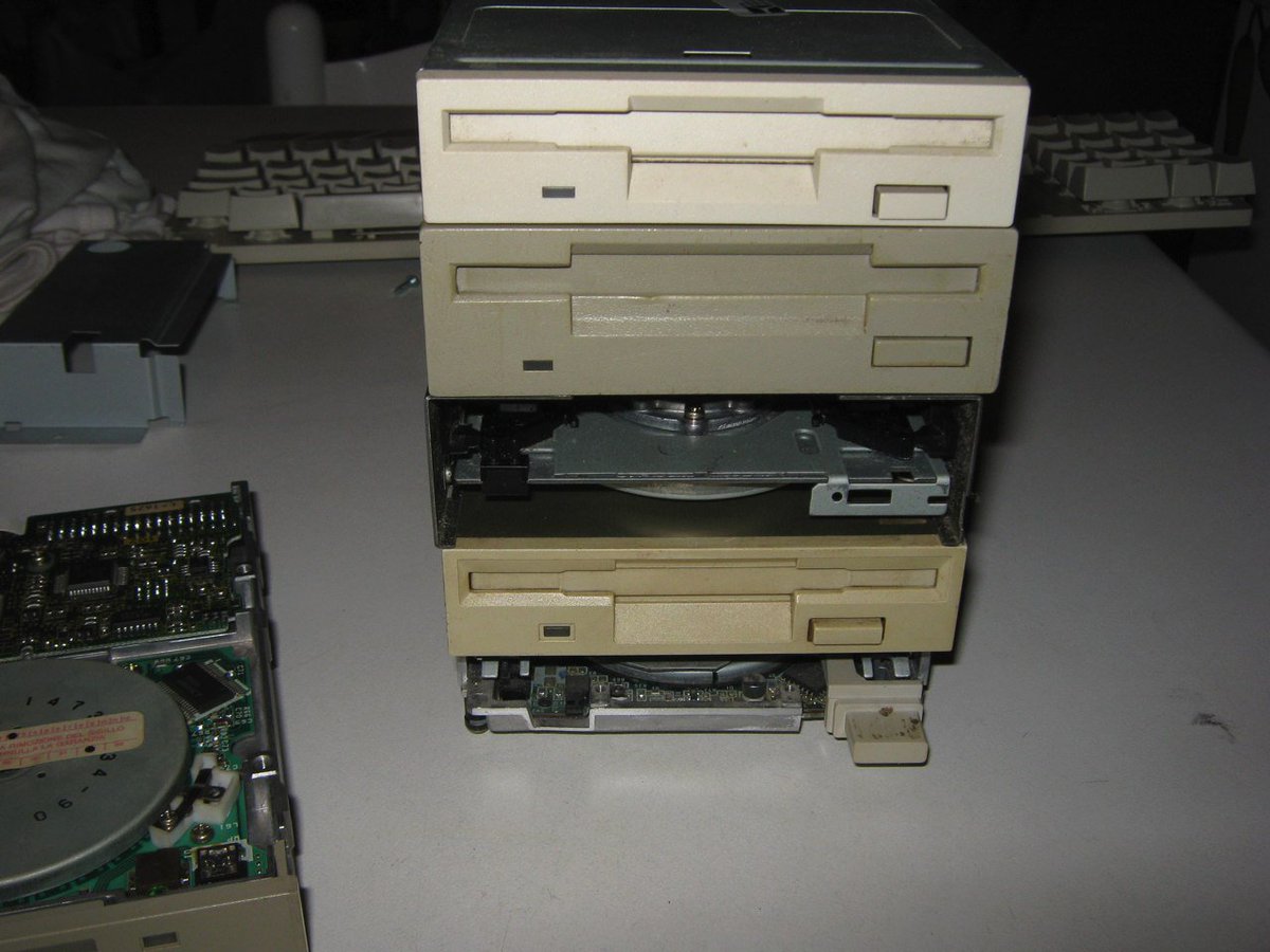 LIL_ICEBUNNY's tweet image. ready to unleash this spiritual effluent into the world 
Mirai