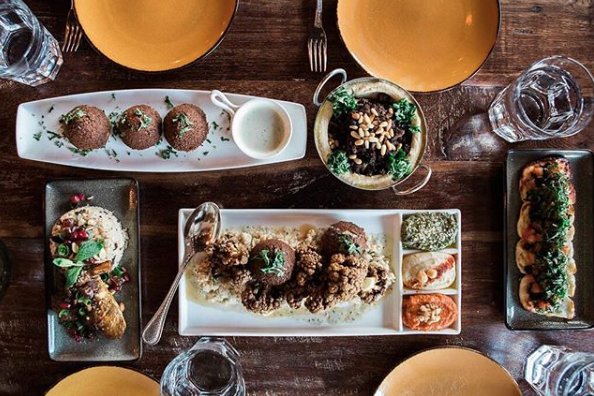 MealshareYVR's tweet image. No plans for tonight? Head to @jamjarfolk on #SouthGranville OR #Commercial to #FightHungerWithHunger! Order their Hummus Trio and YOU will be providing a mean for a child in need! It&apos;s that simple! #Buy1Give1 #YVR #EatGoodFood