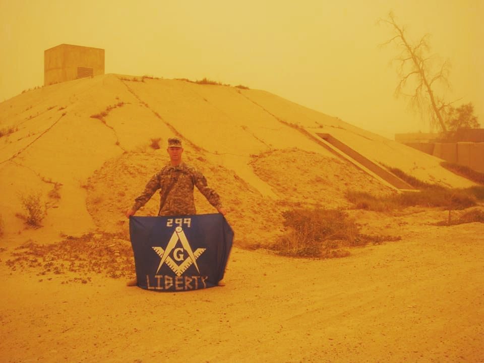 Masonrysquared's tweet photo. Shout out to all our brethren serving their countries! May the GAOTU watch over you. #militarymasons #Freemasonry #history #facts #squareandcompass #masonicmemes #meme #light #freemasonrysquared #freemasonry #history #facts #squareandcompass https://t.co/8x9uLTZuhn