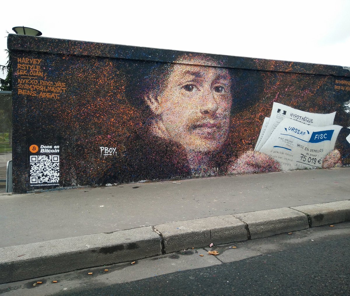 ArminVanBitcoin's tweet image. Street art in Paris with a QR code for donations. #bitcoin 🎨👍