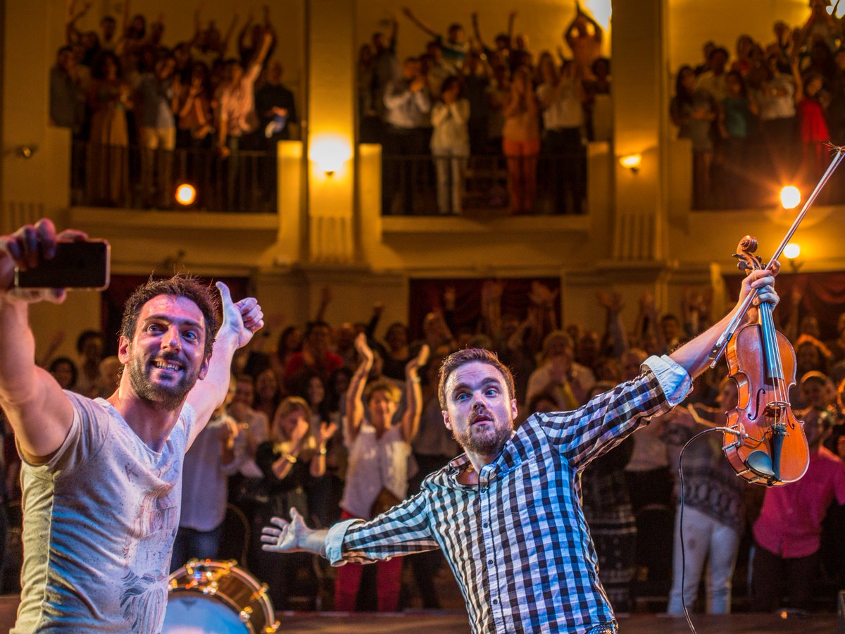 AlianzaFrPanama's tweet photo. Algunas fotos del concierto de locura de @Outsideduo  en el teatro Villalaz el miércoles 25 de abril.

Quedan atentos porque la Alianza Francesa de Panamá participará al festival África en América con una banda muy especial... https://t.co/kK75Pl7aDG