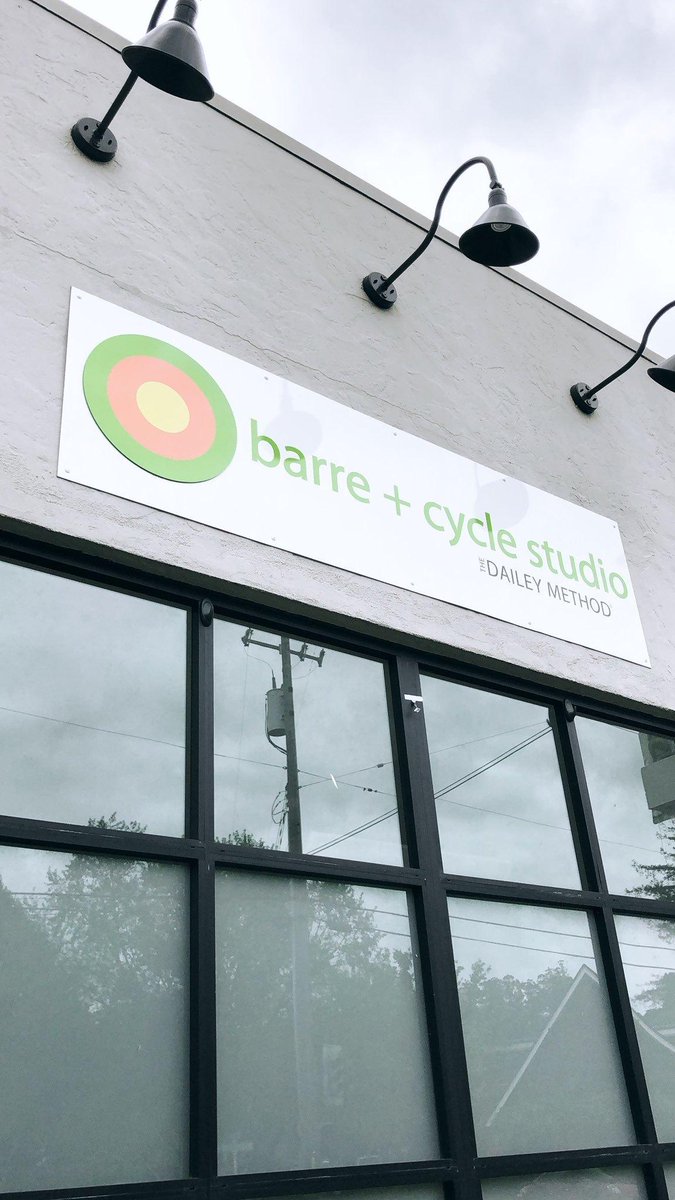 zipwhip's tweet image. Thanks for hosting us at the 2018 Owners Summit this past weekend, @TheDaileyMethod! It was a great opportunity to connect with owners and share how studios can improve engagement by texting through Zipwhip! #DaileyMethod #TheDaileyMethod