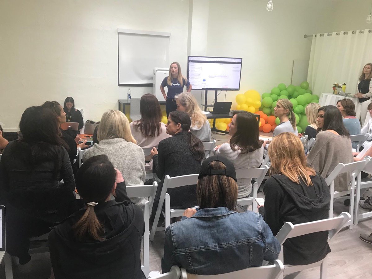 zipwhip's tweet image. Thanks for hosting us at the 2018 Owners Summit this past weekend, @TheDaileyMethod! It was a great opportunity to connect with owners and share how studios can improve engagement by texting through Zipwhip! #DaileyMethod #TheDaileyMethod