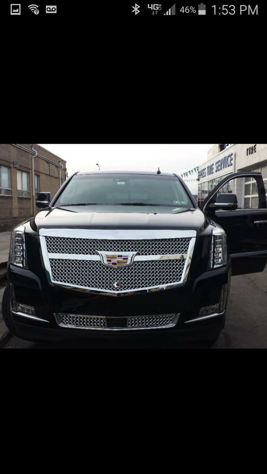 EppiesTire's tweet photo. New his and hers Cadillac Escalades both leaving with new Vogue grilles.
#eppies #eppiestires #cadillac #escalade #voguetyre #egclassics #eggrilles #egclassic #philadelphia https://t.co/FfvcCtZ8aI