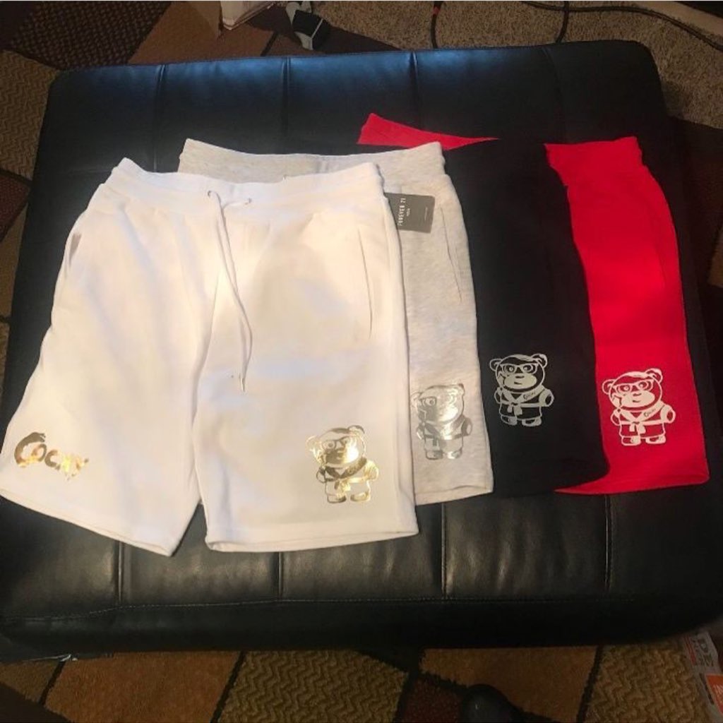 Royaltakeover_'s tweet photo. summer time is HERE spence cocky gear is #Trending βΌοΈ New #CSO Line Dropped Order Your Cocky Gear NOW π£ simply Dm @spencecockygear π» #CockyShitOnly #Cocky #Jspence #ClothingLine #blackowned #upcomingclothingline #brand #brandbuilding https://t.co/8jnrkEblfM