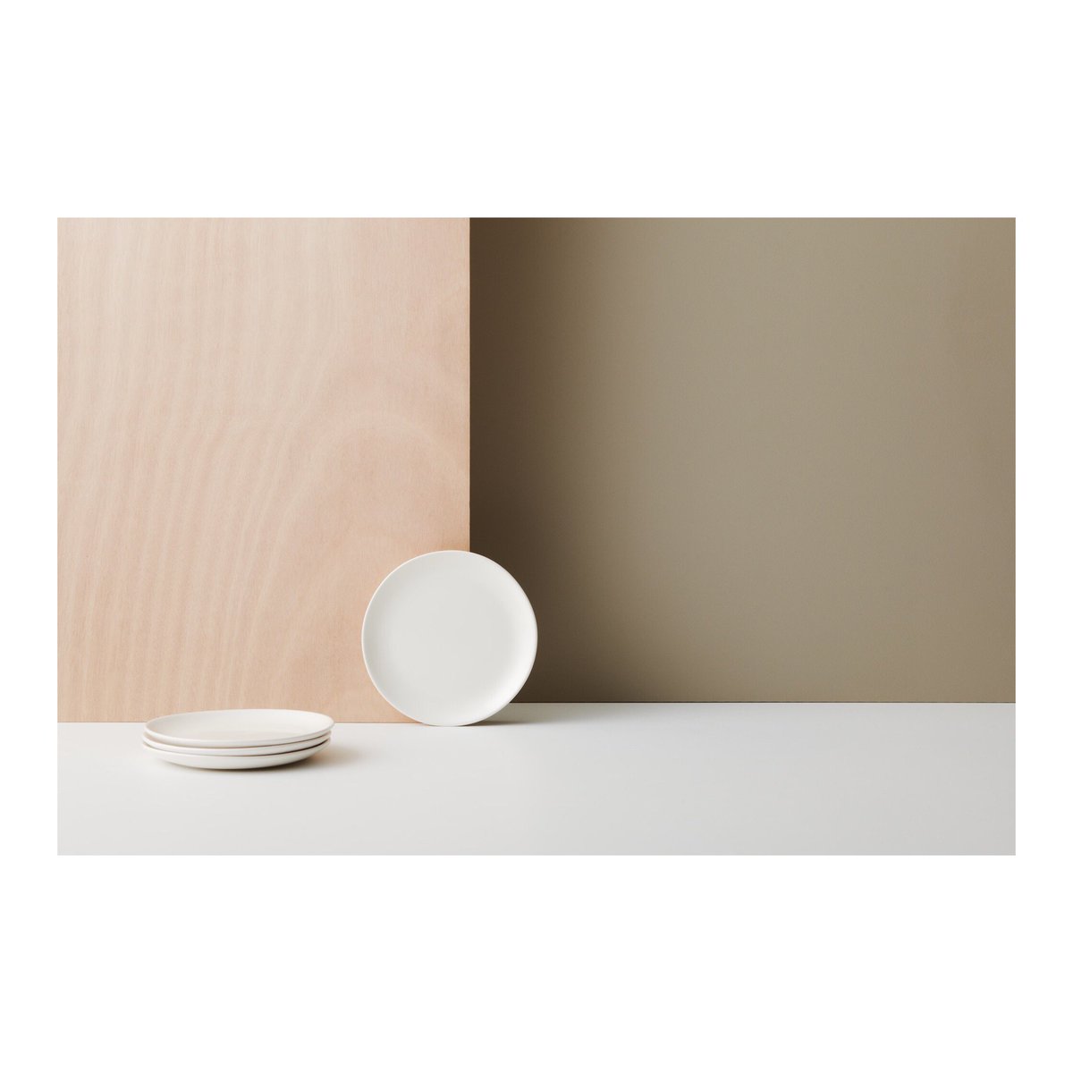 PROCESS_Studio's tweet photo. Gidon Bing | Side Plate | Satin White
#gidonbing #artist #ceramicartist #ceramics #design #homeware #madeinnz #processstudios https://t.co/o40QQTbRei