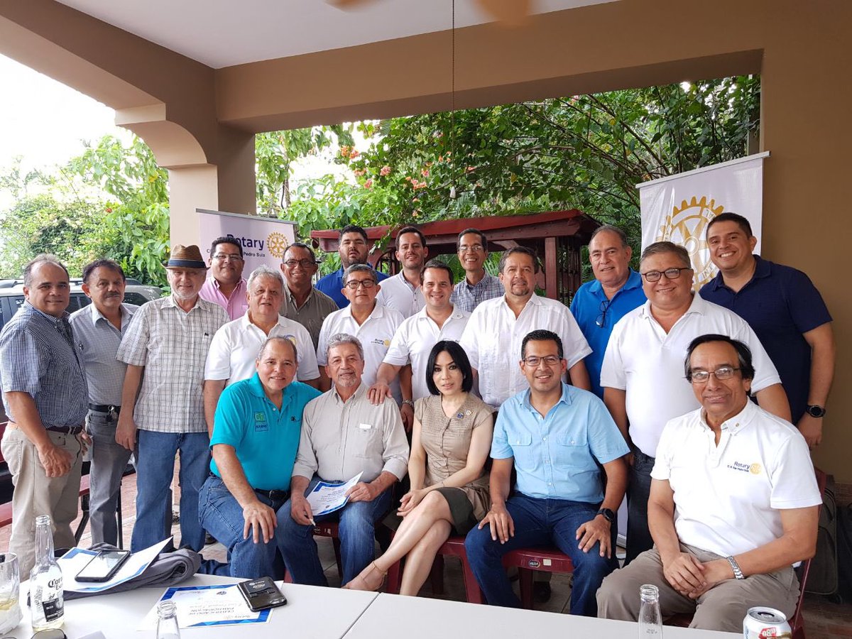 Rotarysps's tweet photo. La capacitación es un aspecto fundamental para garantizar la continuidad y el éxito en Rotary.                 #GentedeAcción                                            #D4250
#RotarySPS https://t.co/p7tOYnKzFD