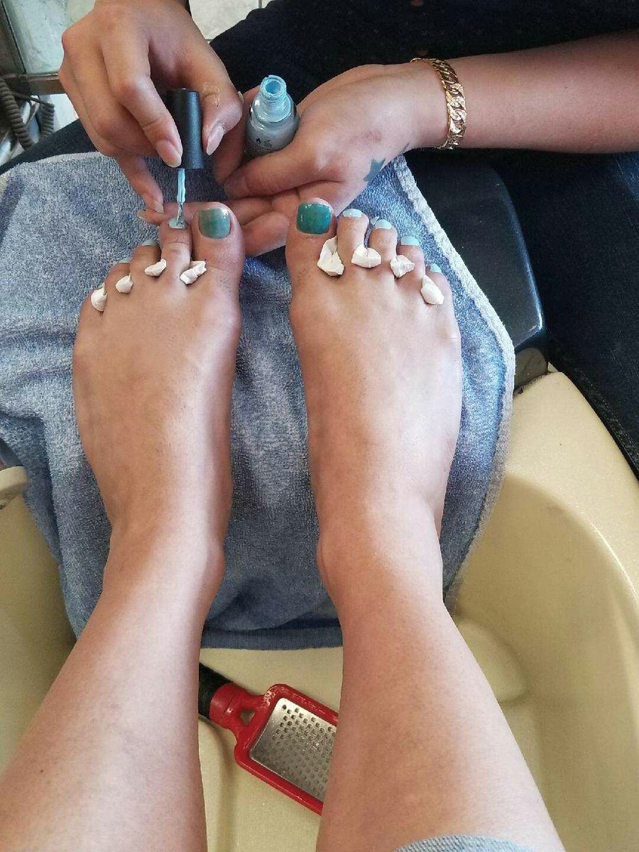 FinDomKeyKeyD's tweet photo. Getting a #pedicure and one of you #paypigs is going to #reimburseme for my pampering.

#nailfetish #nailslave #pedislave #manislave #feetslave #feetworship #nails #reimburse #reimbursement #reimbursementslave #tribute #tributes #paypig #findom #femdom #domme @Royalty_Promos #XXX https://t.co/IjEhHgQPo9