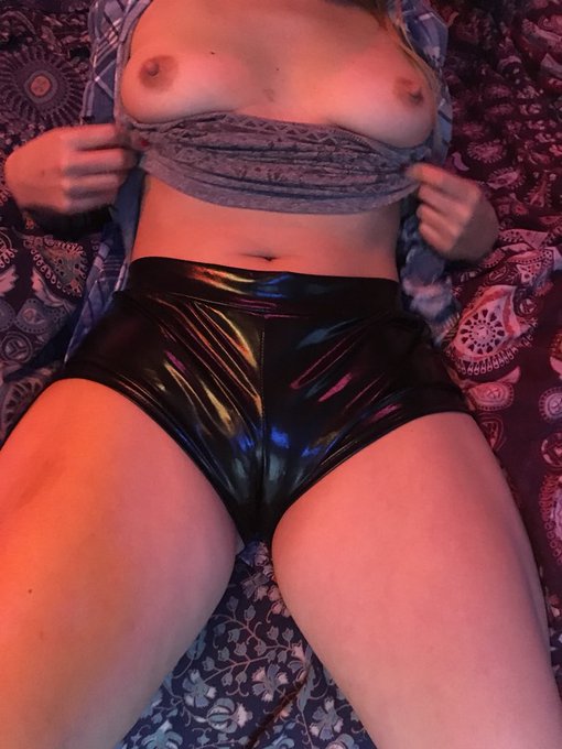 Do you like my new #bootyshorts? #tittsout #freethenipple #cameltoe https://t.co/O741JIZBWU<a href="/tag/bootyshorts"class="tags">#bootyshorts</a><a href="/tag/tittsout"class="tags">#tittsout</a><a href="/tag/freethenipple"class="tags">#freethenipple</a><a href="/tag/cameltoe"class="tags"><span>#cameltoe</span></a>