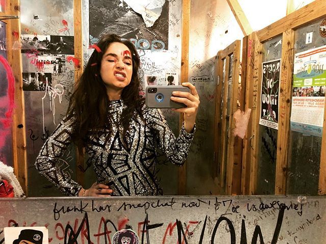 Did the famous selfie at Soundpony. #soundponyselfie #soundpony #tulsa #ontour #tourlife #chicagoband #diychicago #diytour ift.tt/2HIZPnA