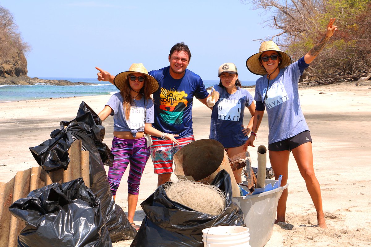 AndazPapagayo's tweet photo. Our team had such amazing experiences participating in Hyatt's #GlobalMonthOfService. Beach cleaning, painting a school, games and more โ we love our community! #HYATTGMOS https://t.co/qlbPiNafOB