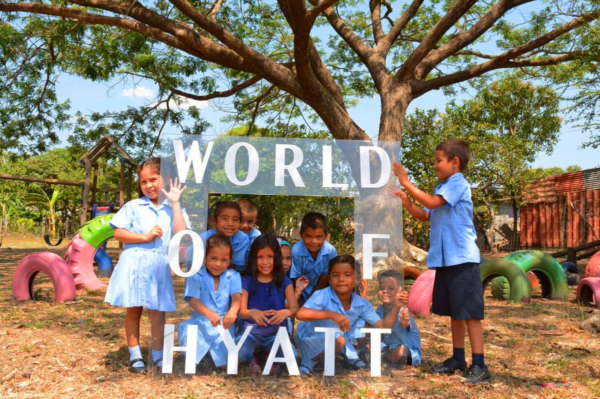 AndazPapagayo's tweet photo. Our team had such amazing experiences participating in Hyatt's #GlobalMonthOfService. Beach cleaning, painting a school, games and more โ we love our community! #HYATTGMOS https://t.co/qlbPiNafOB