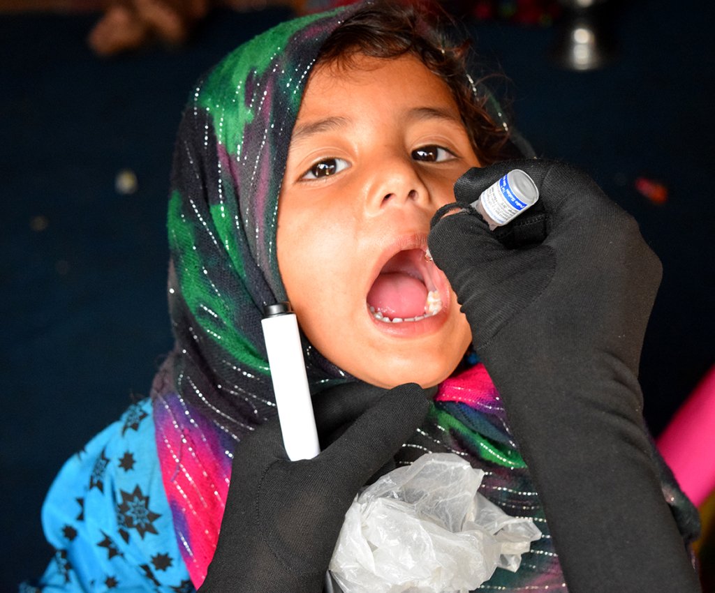 CDFR_4750's tweet photo. THE WORLD WITHOUT VACCINES https://t.co/hxJlWVppVp https://t.co/PNgT5gLWHU