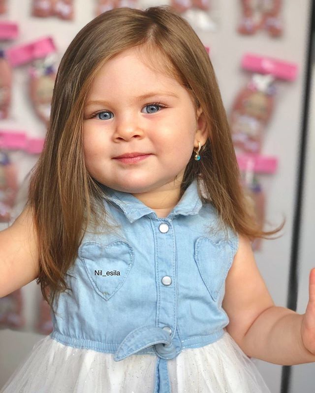 BabyCareMag's tweet photo. This little lady is ready for her close up!๏ฟฝ๏ฟฝ๏ฟฝ Professional baby photo shoots are a great way to capture children at any age. Have you ever had one done?๐น Share your experience below. Follow @babycaremag for everything baby and toddler related. #babycaโฆ https://t.co/K1PwPd5nHG https://t.co/NHM8ly24ru